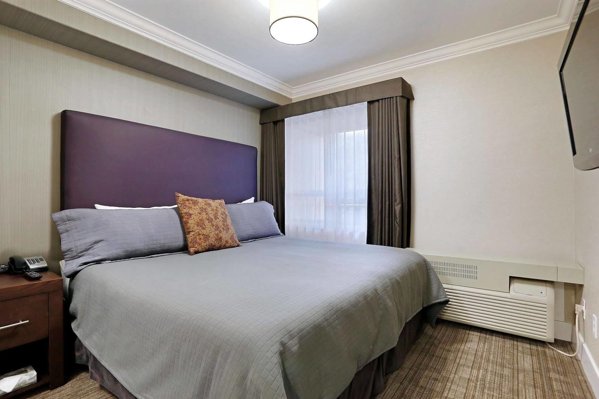 Sandman Hotel And Suites Abbotsford Exteriör bild