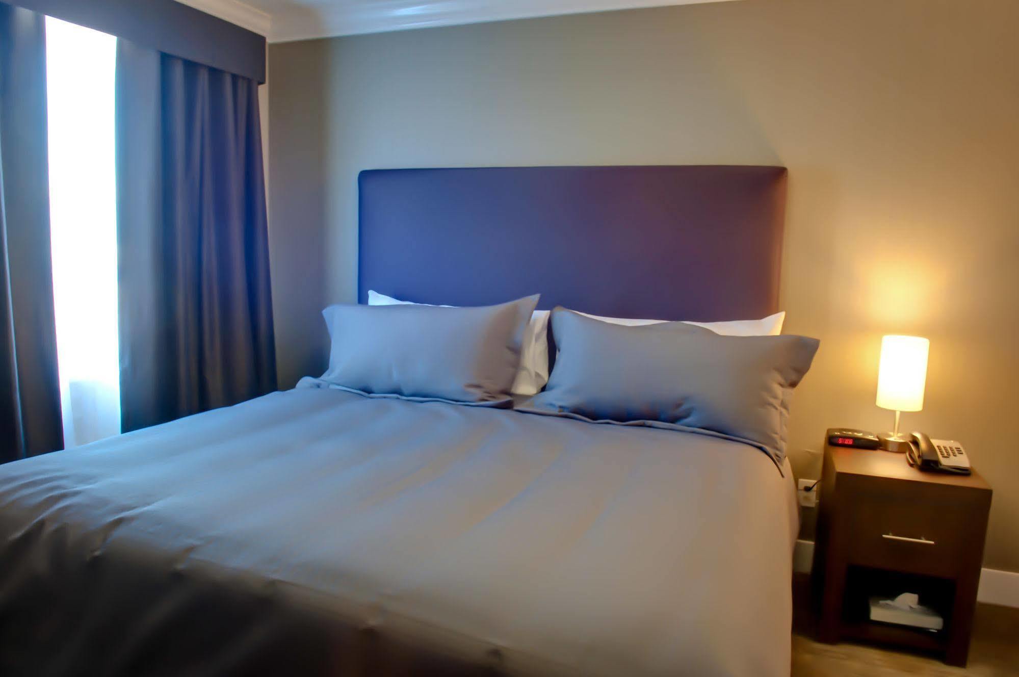 Sandman Hotel And Suites Abbotsford Exteriör bild
