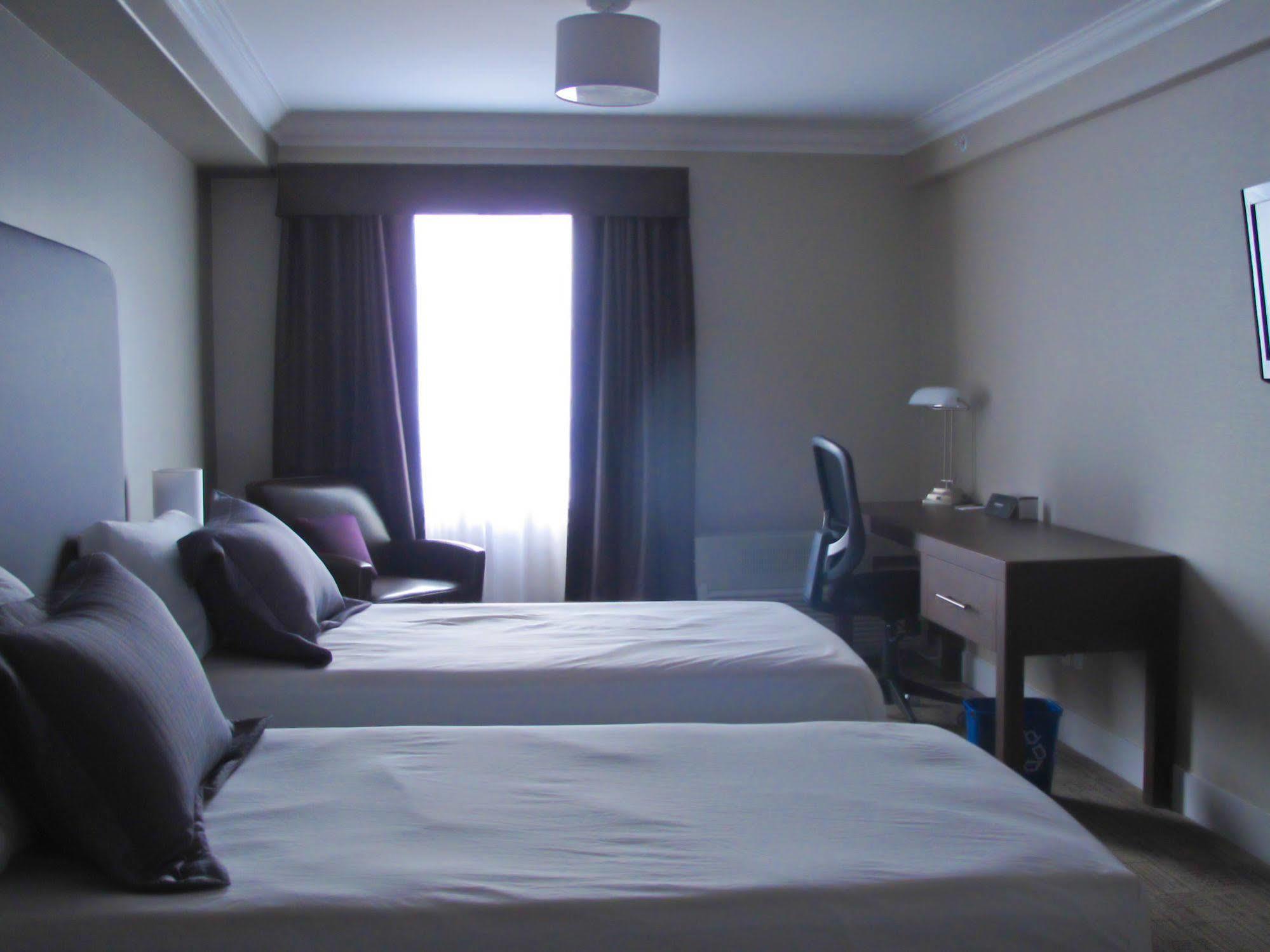 Sandman Hotel And Suites Abbotsford Exteriör bild